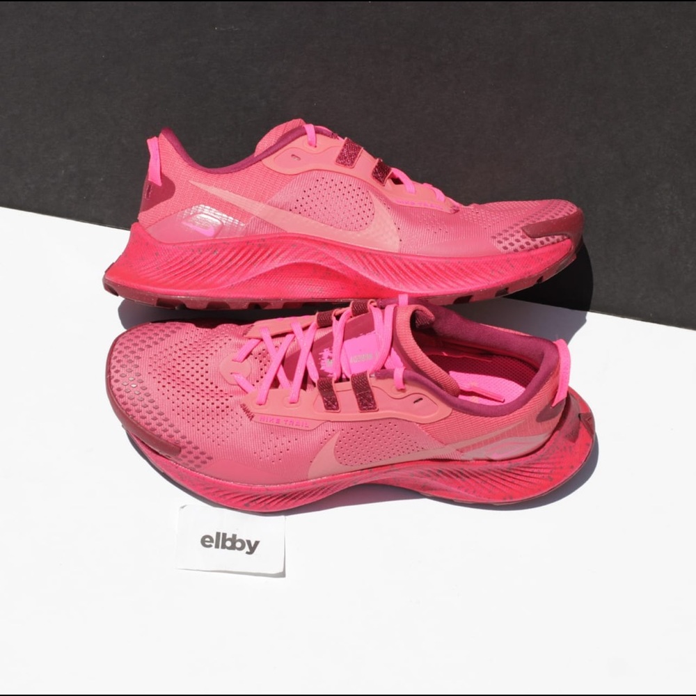 Nike pegasus trail 3 archaeo pink hyper rose women size 8
